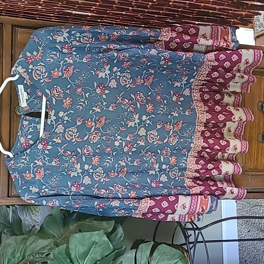 Beach Lunch Lounge Peplum Bell sleeve Size S/P.